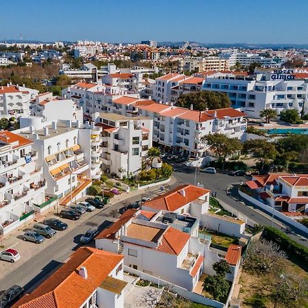 Typical T2 In Albufeira W/ Balcony By Lovelystay Exterior foto